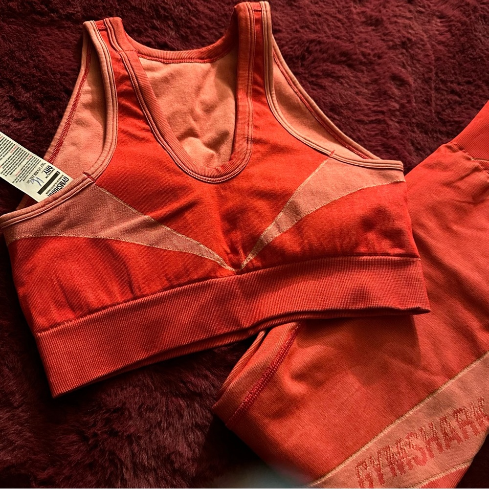 Gymshark Turbo Seamless Workout Set - Picture 5 of 6
